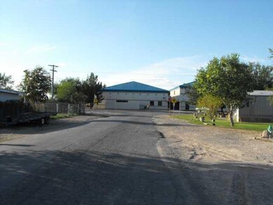 11481 Chisolm Trail Dr, Socorro, TX 79927 - photo 4