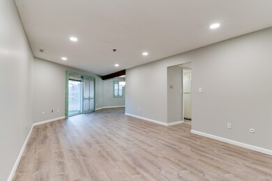 20 Brian Dr unit B, Stoughton, MA 02072 - photo 2