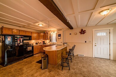 571 U S 3, Carroll, NH 03595 - photo 3