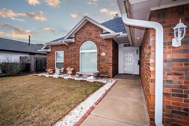 9313 Maypark Dr, Oklahoma City, OK 73159 - photo 6