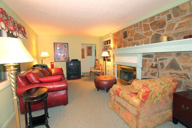 15 Maxdale Rd, Worcester, MA 01602 - photo 4