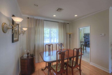 Formal Dining