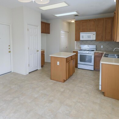 801 Hank Aaron, Round Rock, TX 78665 - photo 7