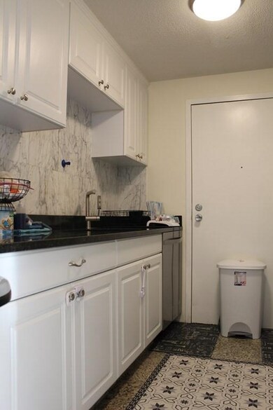 32 Silver Hill Ln unit 5, Natick, MA 01760 - photo 6