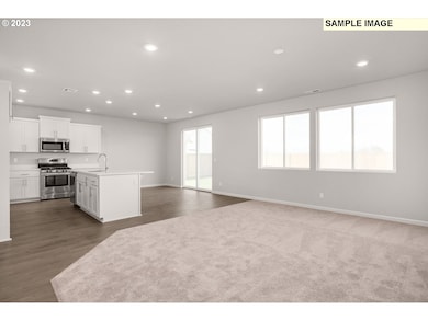 2073 SE Osprey Ave, Gresham, OR 97080 - photo 2