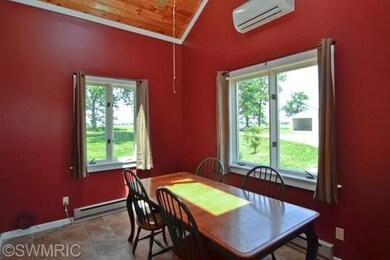 4706 Watson Rd, Three Oaks, MI 49128 - photo 2