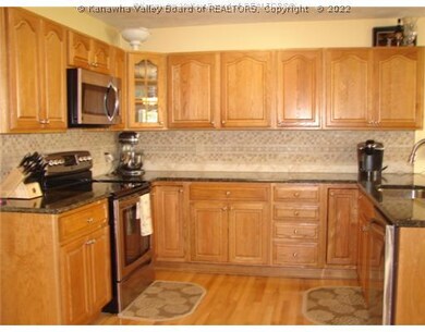 263 Frazier Way, Scott Depot, WV 25560 - photo 4