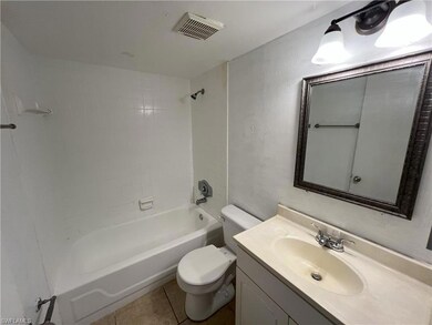 4290 Gulfstream Dr unit 16, Naples, FL 34112 - photo 5