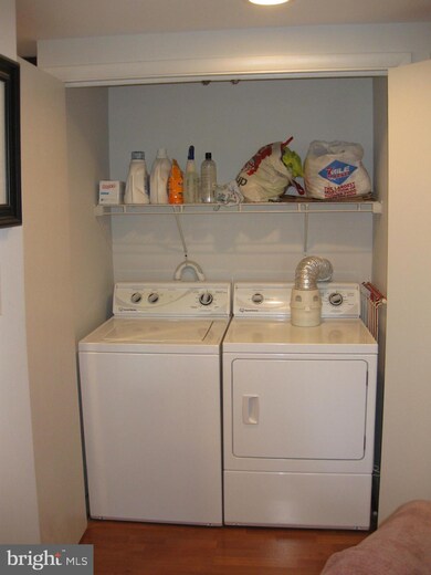 Elmont Condominium unit 409, Baltimore, MD 21215 - photo 6