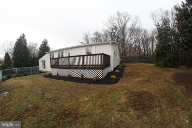 8716 Parkland St, Manassas, VA 20111 - photo 4