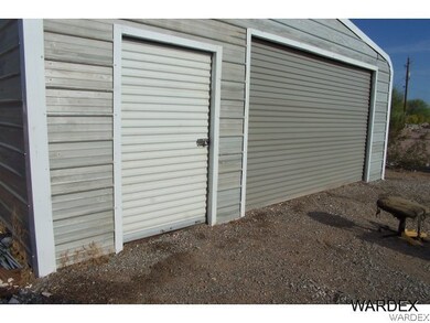Detached Garage