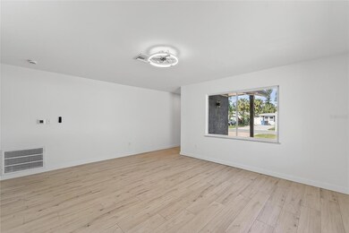 1818 Michigan Ave NE, Saint Petersburg, FL 33703 - photo 7