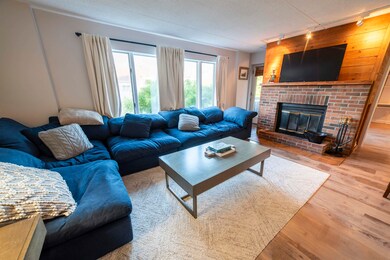 339 Handle Rd unit H, Dover, VT 05356 - photo 3