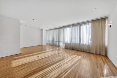 200 Patterson Ave unit 210, San Antonio, TX 78209 - photo 6