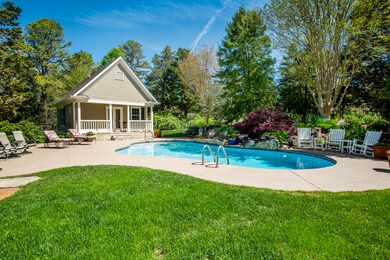 pool 4