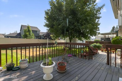 612 E Wellington Dr, Spokane, WA 99208 - photo 6