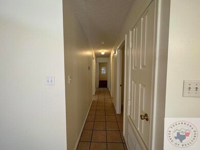 3908-3910 Wren Rowe Dr, Texarkana, TX 75503 - photo 5