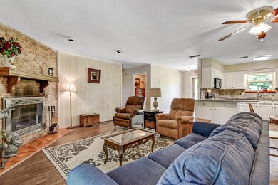 370 High Country Rd, Sherman, TX 75092 - photo 2