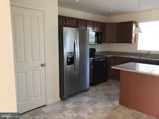 4425 Wild Orchid Ln, Enola, PA 17025 - photo 4