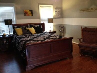 3104 15th St, Columbus, IN 47201 - photo 5