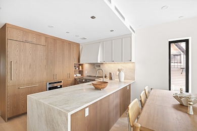 104 Newel St unit 2, New York, NY 11222 - photo 5
