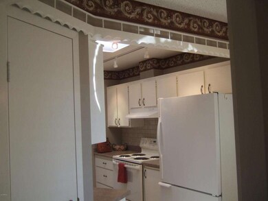 14040 N Palm Ridge Dr W, Sun City, AZ 85351 - photo 7