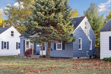 05-810-32nd-St-SW-Wyoming-MI-49509-Windo