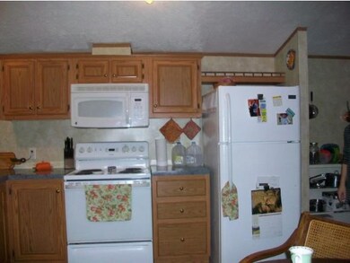 27 Birchmeadow Dr, Conway, NH 03860 - photo 2