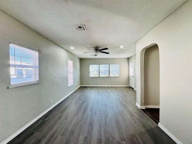 430 S Peachtree St, Ponca City, OK 74601 - photo 3