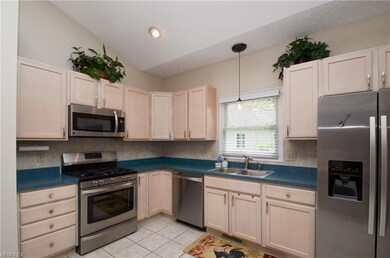 NEWER STAINLESS STEEL APPLIANCES