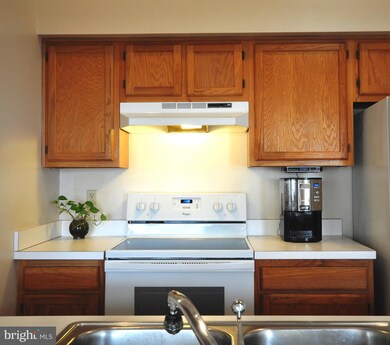 2700 Snowbird Terrace unit 12-13, Silver Spring, MD 20906 - photo 6