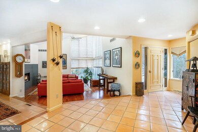 209 Deer Hill Rd, Reading, PA 19607 - photo 4