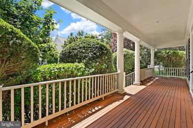 964 Featherstone St, Gaithersburg, MD 20878 - photo 4