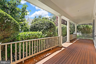 964 Featherstone St, Gaithersburg, MD 20878 - photo 5