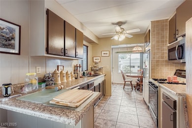 3539 Lost Hills Dr, Las Vegas, NV 89122 - photo 6