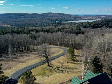 302 Cattail Ln, Hinesburg, VT 05461 - photo 4