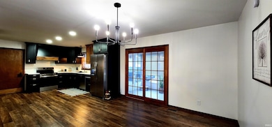 601 SE 3rd St, Washington, IN 47501 - photo 4