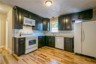 17 Branch Ave, North Smithfield, RI 02896 - photo 5