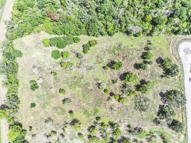 3090 Megan Lynn Ln, League City, TX 77511 - photo 6