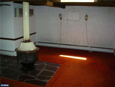 431 W 7th St, Pottstown, PA 19464 - photo 6