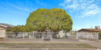 3411 Leavell Ave, El Paso, TX 79904 - photo 2