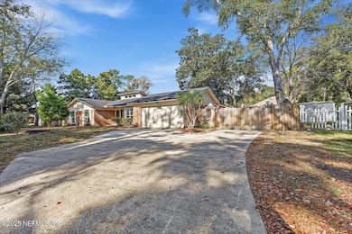 13103 Blackhawk Trail Ct, Jacksonville, FL 32225 - photo 3