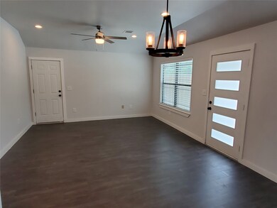 1119 Fred St unit B, Houston, TX 77088 - photo 4