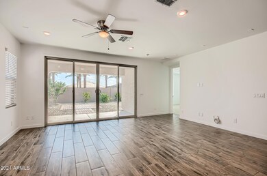 6-228260374-07 Living Room