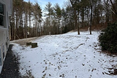 43 Gowing Rd, Hudson, NH 03051 - photo 3