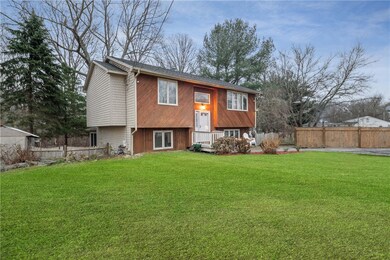 80 Oakside St, Warwick, RI 02889 - photo 2