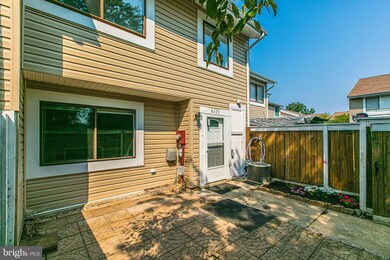 8633 Village Way unit 8633, Alexandria, VA 22309 - photo 4