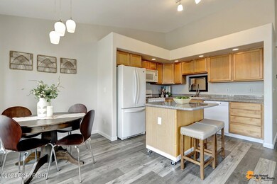 Updated flooring thru-out