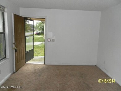 2771 Hidden Village Dr, Jacksonville, FL 32216 - photo 3