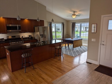 22 Snowberry Cir unit B, Deerfield, MA 01373 - photo 7